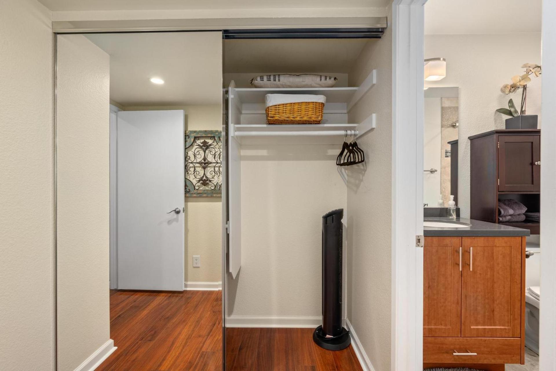 Mission Hills Dream - Bbq, Patios, Ac, Parking